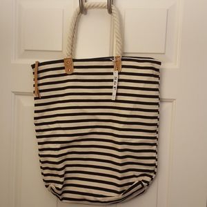 Striped tote